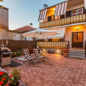 Apartmán & Hosana, Zadar